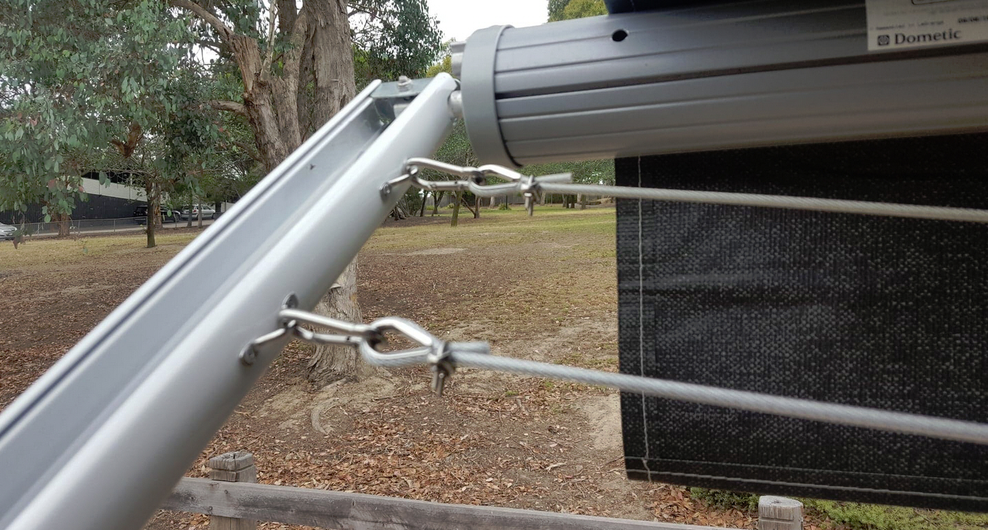 Clothes line for the caravan Main Touring Wombats site